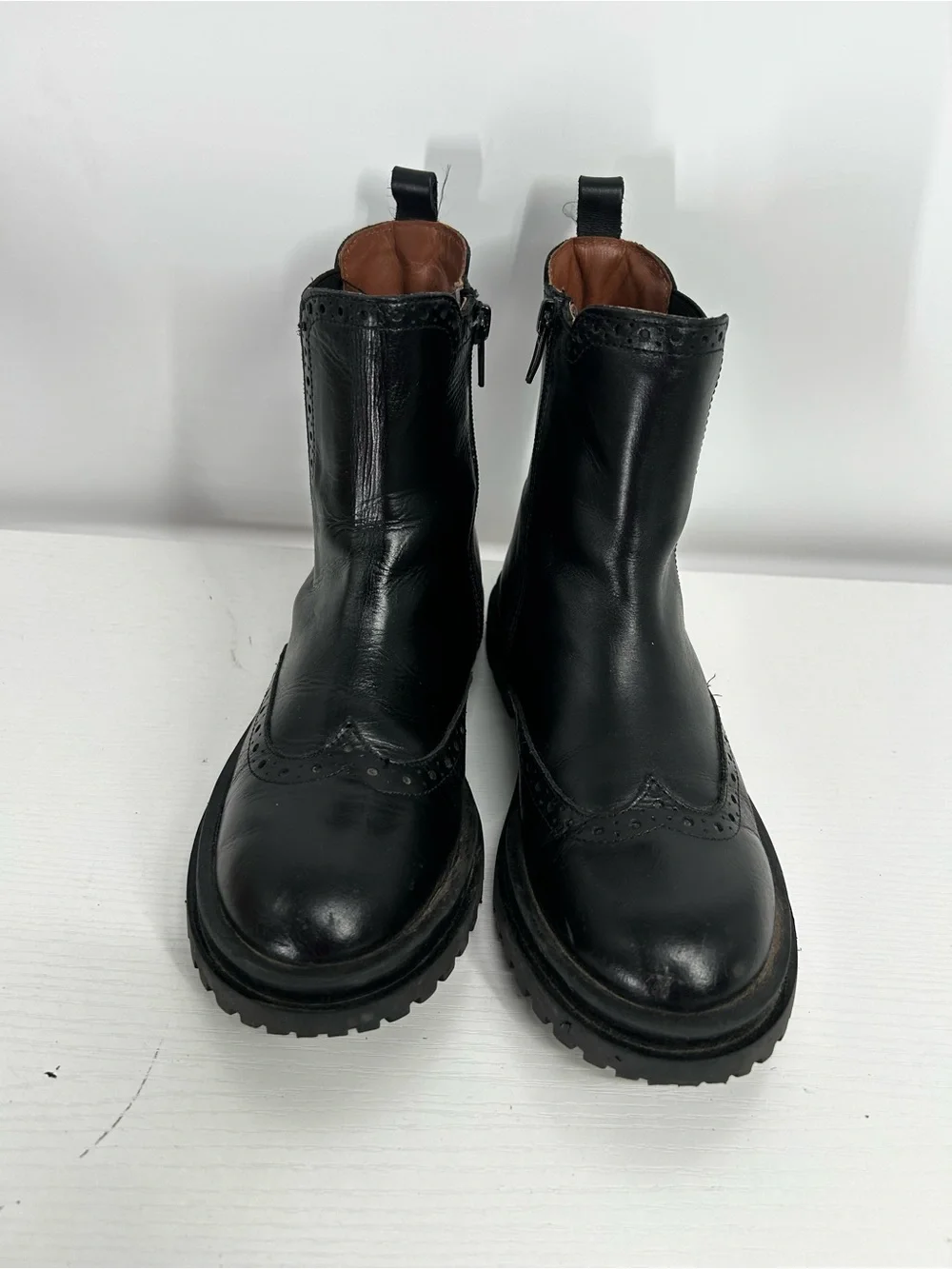 ZARA Black Leather Wingtip Chelsea Ankle Boots Women's size EU36/US 6